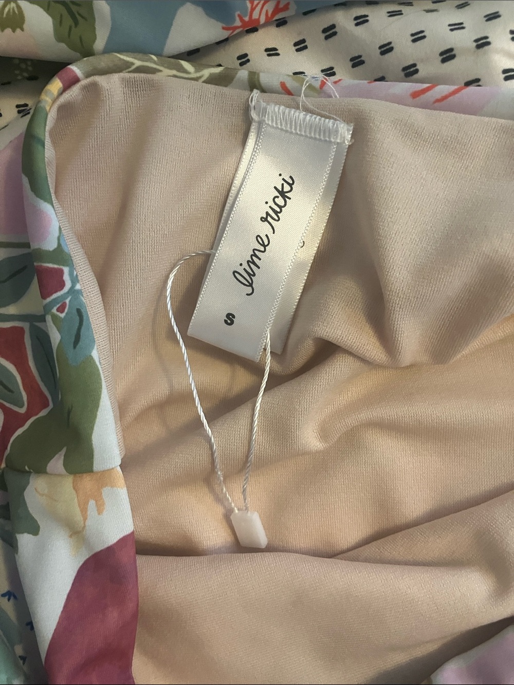 Abstract Shell One-Shoulder Two-Piece Swimsuit - Picture 3 of 3
